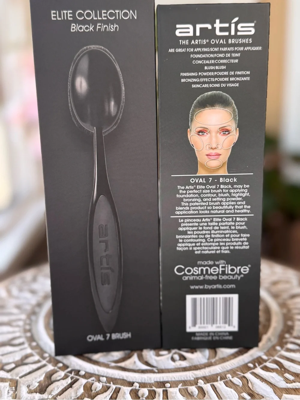 Artis Elite Oval 7 Makeup Brush Black Finish New in Box MSRP $80